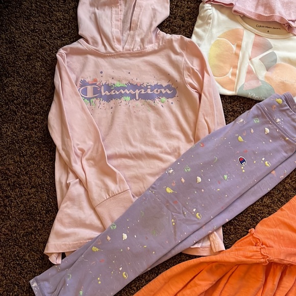 Girls bundle of clothes - Picture 3 of 5